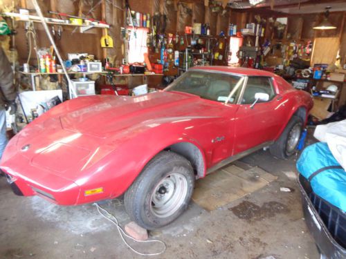 1976 chevrolet corvette stingray red 79,000 miles needs some minor work