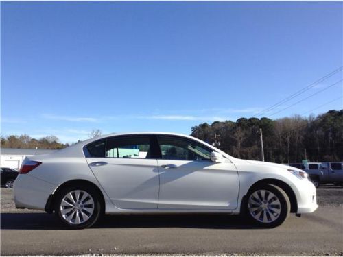 EX-L 3.5L Body-colored bumpers Fog lamps LED brake lights 12V pwr outlets, image 6