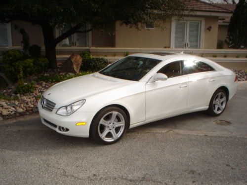 2007 mercedes-benz cls550 base sedan 4-door 5.5l 32k original miles very clean