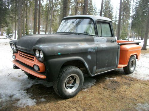 1959 chevrolet pickup, shortbox, stepside, big back window