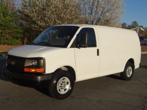 Chevrolet : 2009 express 2500 cargo utility van 53k miles rack &amp; bins 1owner