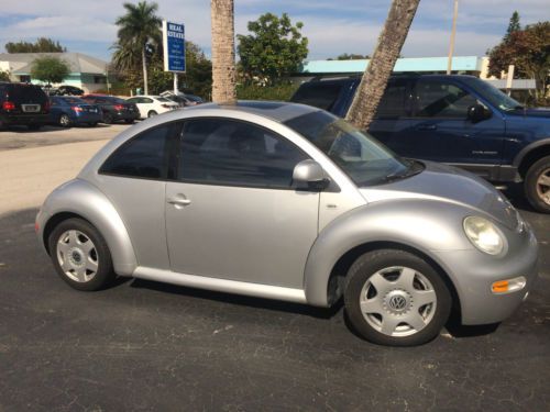 2000 volkswagen beetle gls hatchback 2-door 2.0l