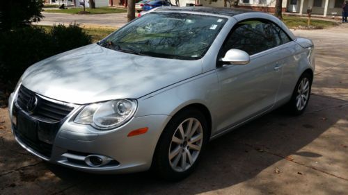 2007 volkswagen eos 2.0t convertible 2-door 2.0l