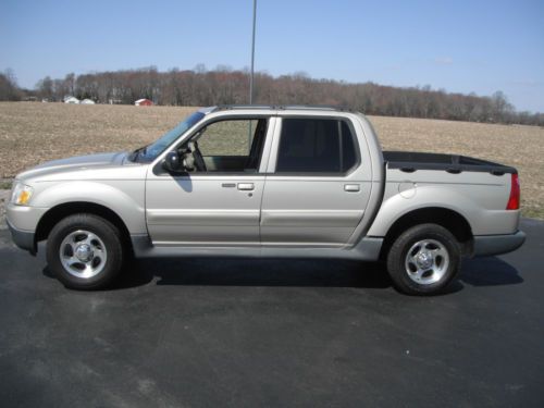 2004 ford explorer sport trac xls sport utility 4-door 4.0l