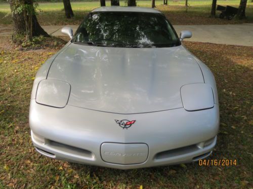 1997 chevrolet corvette base hatchback 2-door 5.7l