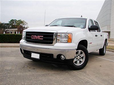 Gmc sierra 1500 4x4 z71,leather heated seats,driver&#039;s memory seat,runs great!!