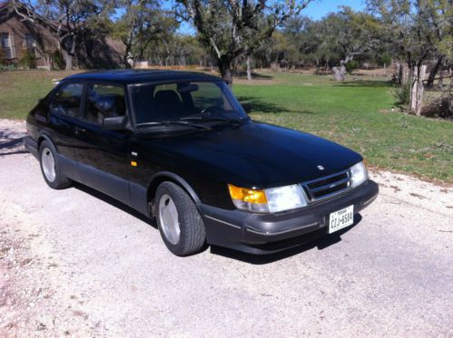 1989 saab 900 spg hatchback 2-door 2.0l