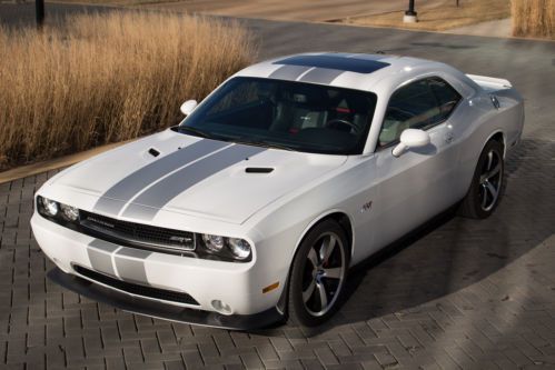 2012 dodge challenger srt8 coupe, 6.4l hemi, manual, navigation