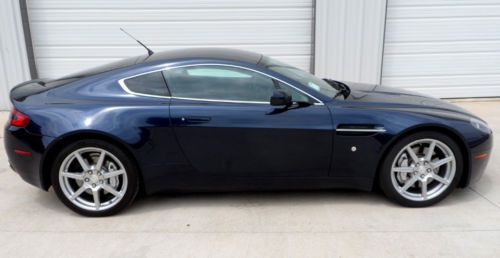 F1 paddle shift v8 vantage with navigation, heated seats, xenon headlights