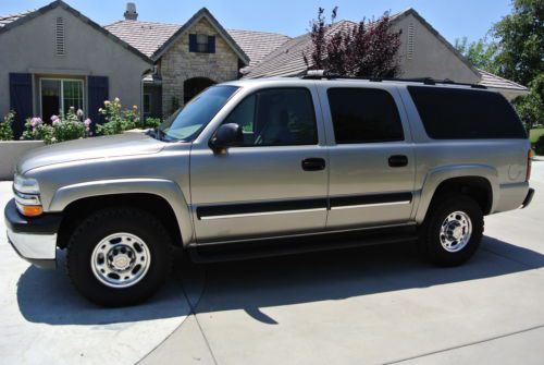 2002 chevrolet suburban 2500 ls 4x4 6.0l vortec only 98k original miles loaded!