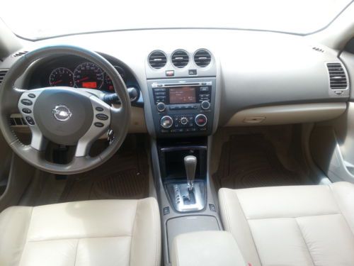 2010 nissan altima sl sedan 4-door 2.5l automatic