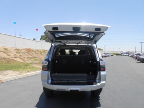 SUV 4.0L CD Rear Wheel Drive Tow Hitch Power Steering ABS 4-Wheel Disc Brakes, US $30,870.00, image 15