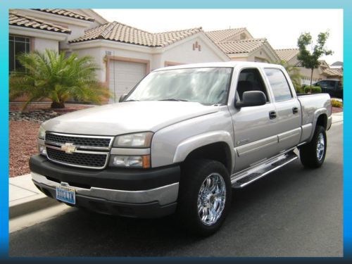 Extremely clean silverado 2500 crew cab pickup v8 low miles private seller