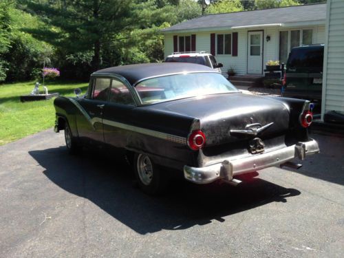 1956 FORD VICTORIA TWO DOOR HARDTOP, image 3