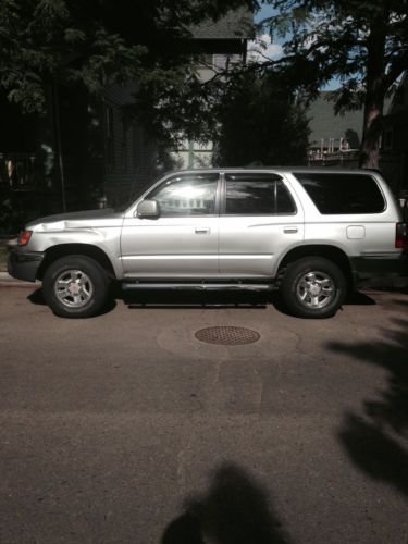 2002 toyota 4runner, brand new engine, radiator, brakes and tires