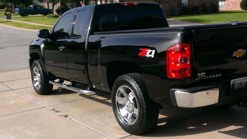 2013 Chevorlet Silverado Extended Cab 4x4 Z71 Super Low Miles Fully Loaded Chevy, US $31,595.00, image 3