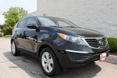 2011 kia sportage base