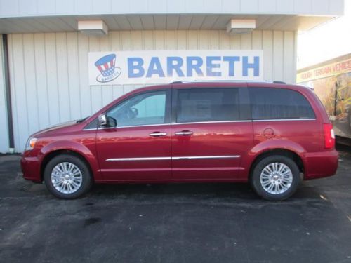 2014 chrysler town & country limited