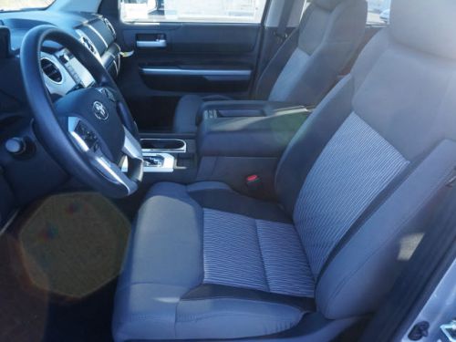 2014 toyota tundra sr5