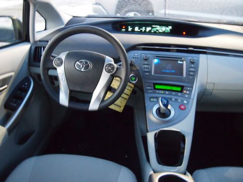 2014 toyota prius two