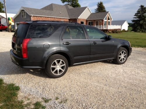 2004 cadillac srx awd 3rd row seat 18&#034; rims dvd navigation v8 northstar low mile