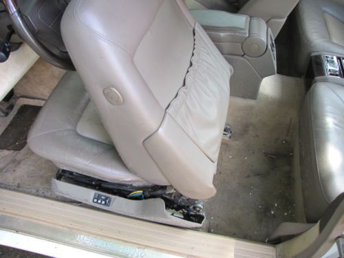 1997 Mercedes-Benz S600 2 door coupe. Motor locked, for parts., image 16