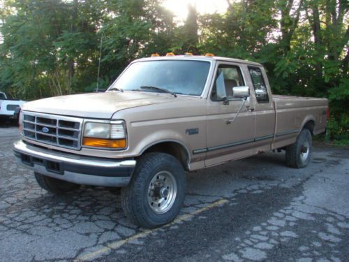 Starts runs drives 5.8 v8 gas auto 4x4 straight body grest parts truck plow me!!