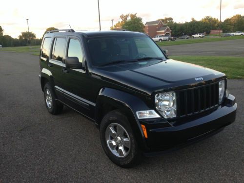 2010 jeep liberty sport  utility 4-door 3.7l/no reserve