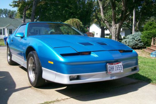 1988 trans am t-top 5 speed manual transmission