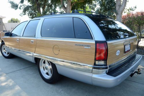 1996 buick roadmaster estate wagon -  limited