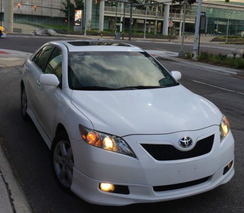 2009 toyota camry se (certified warranty - like new) obo