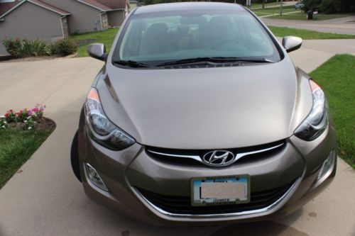 2013 hyundai elantra 4- door sedan, desert bronze