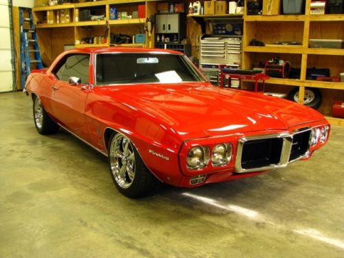 1969 pontiac firebird  pro touring awesome car!!!!!!