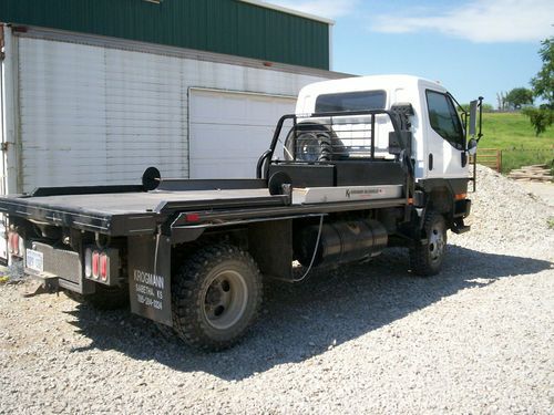 2001 mitsubishi truck with new krogmann balebed / hay flatbed and hoist