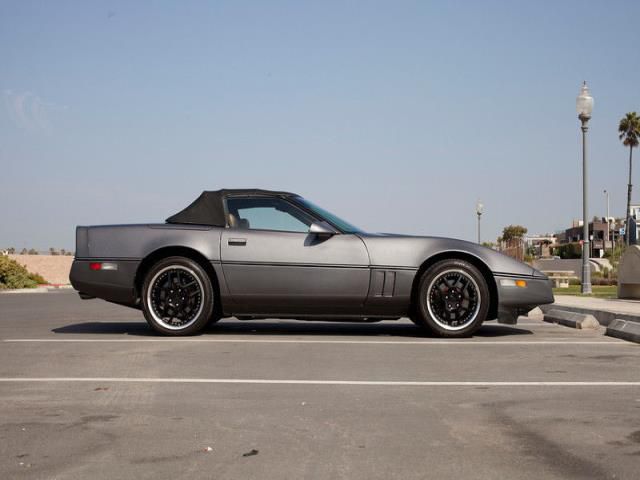 Chevrolet corvette convertible