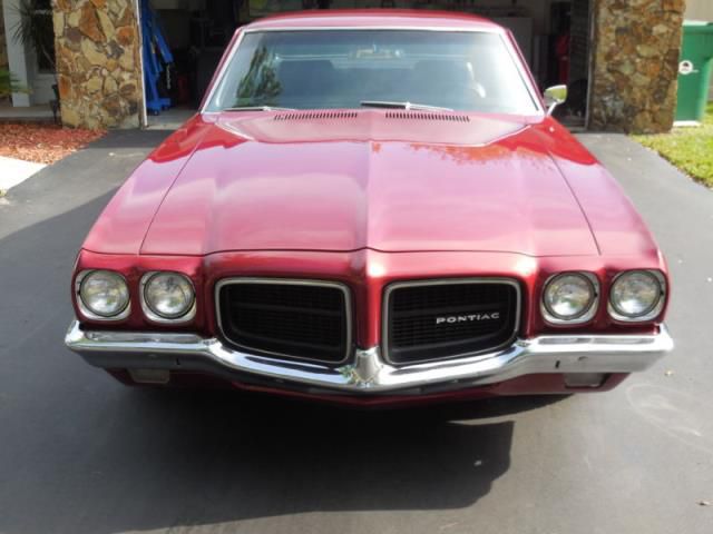 Pontiac le mans sport