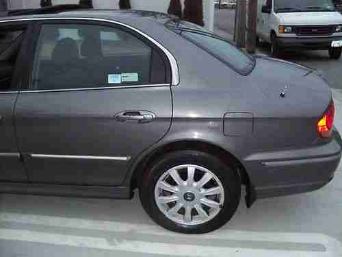 2002 Hyundai Sonata GLS Edition Moonroof.108k Drives Perfect! Very Low Reserve!, image 6