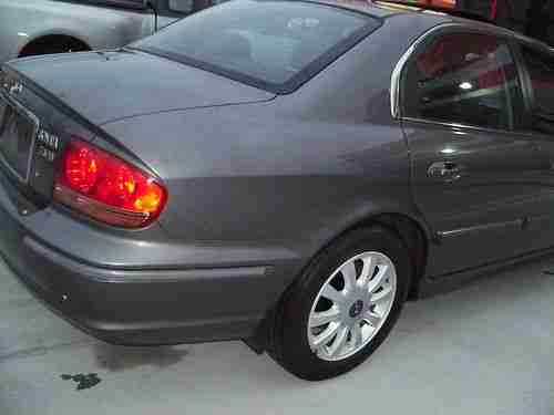 2002 Hyundai Sonata GLS Edition Moonroof.108k Drives Perfect! Very Low Reserve!, image 9