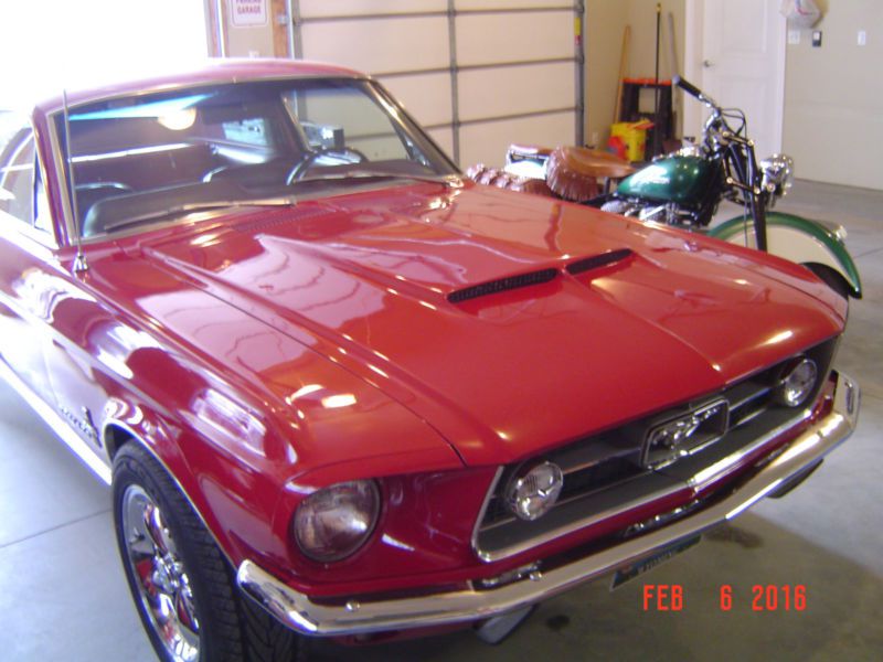 1967 ford mustang