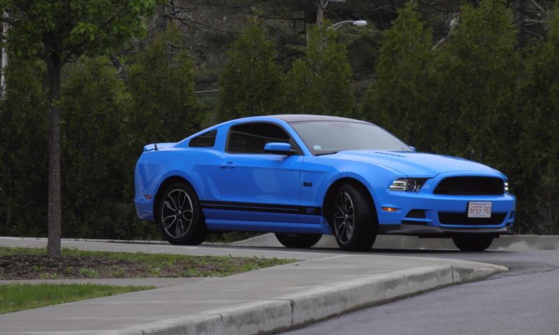 2013 ford mustang