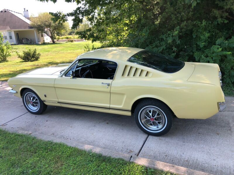 1965 Ford Mustang 2 DOOR, US $22,750.00, image 2