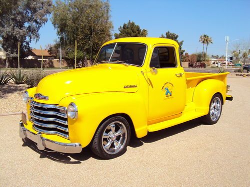 52 chevy pick up frame off