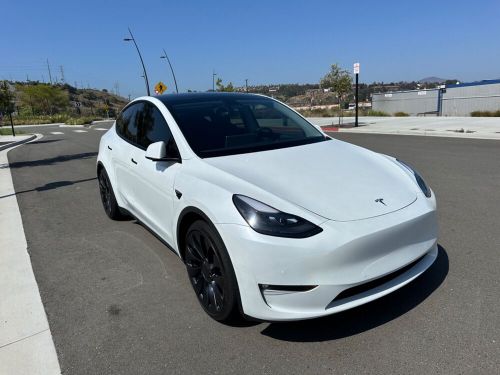 2022 tesla model y performance