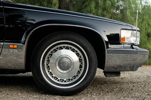 1993 Cadillac Fleetwood Brougham, US $14,500.00, image 4