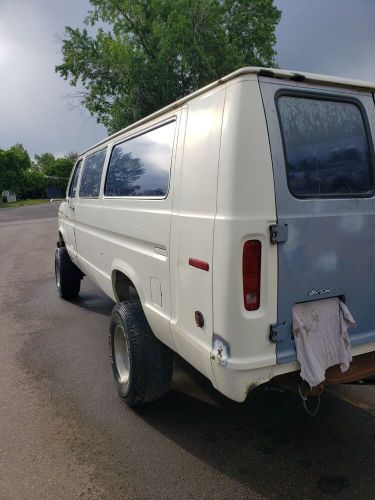 Ford E-Series Van