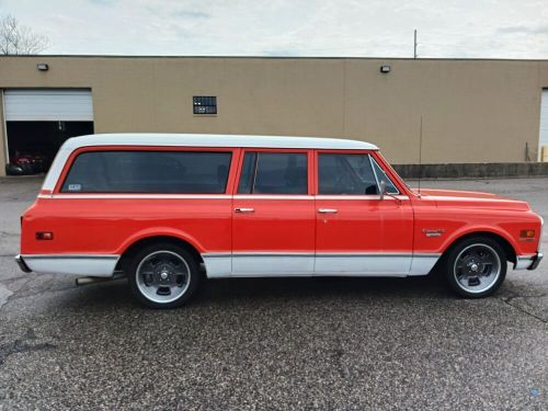 1970 chevrolet suburban