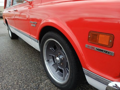 1970 Chevrolet Suburban, US $7,600.00, image 3