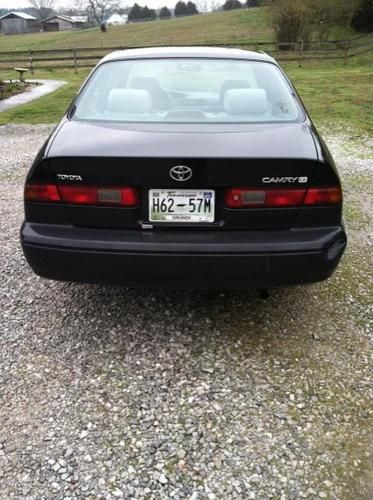 1999 toyota camry ce sedan 4-door 2.2l