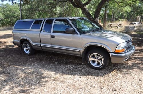 2000 chevrolet, chevy s10. no reserve