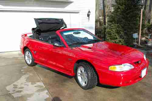 1998 Ford Mustang GT Convertible 2-Door 4.6L - MINT CONDITION!, US $22,995.00, image 2